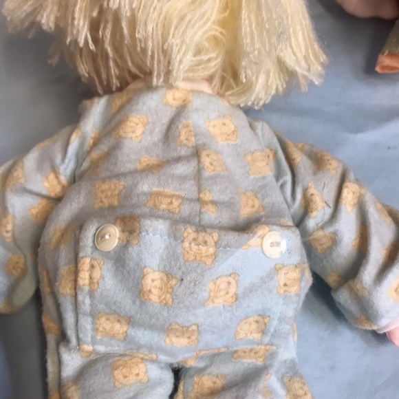 Precious moments doll and puzzle - Picture 7 of 12